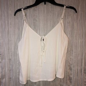 White Top w/ Keyhole
